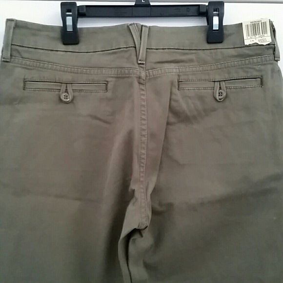 Levi's - Picture 2 of 3